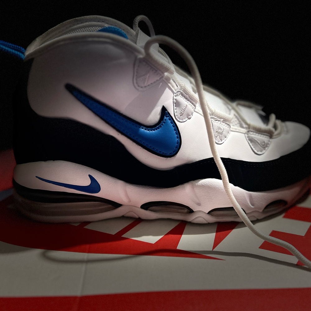 Brand new 95 nike uptempo
Nike 
#nike